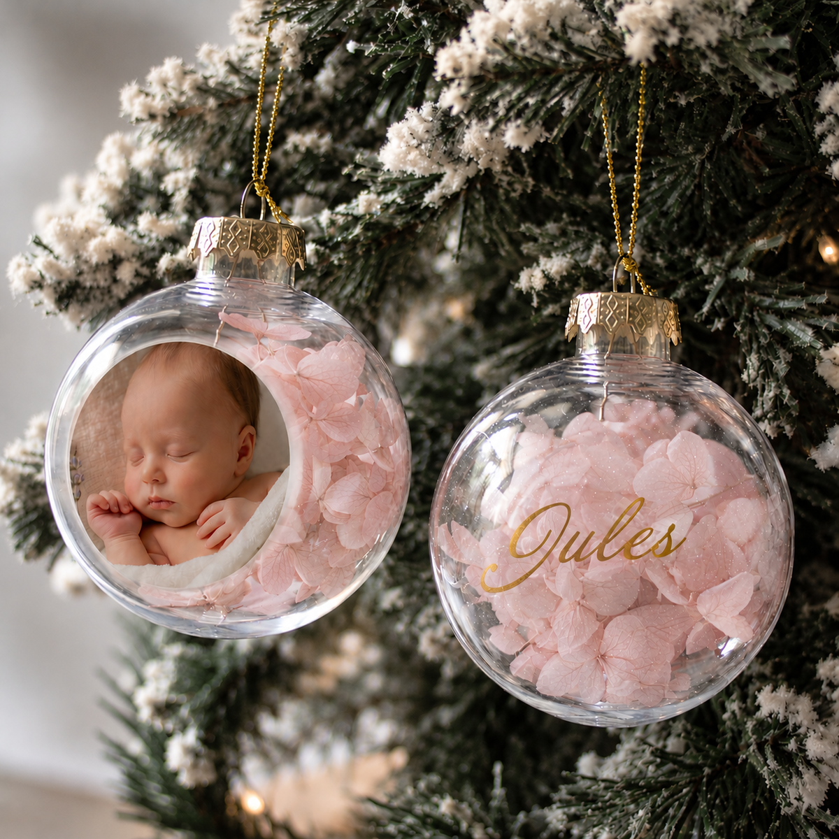 Boule de noël personnalisée photo avec fleurs séchées - Noël Famille premier noël