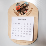 Calendrier aimanté personnalisé avec photo et texte.