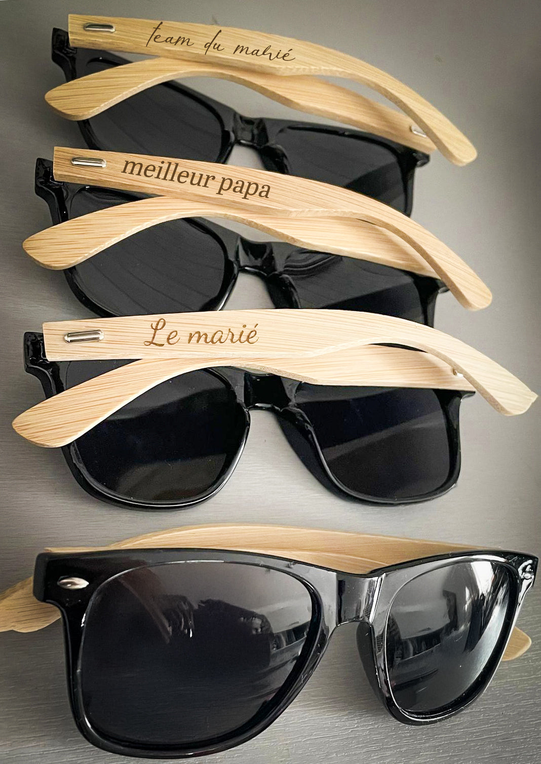 Collection d'Accessoires Personnalisés pour les Mariés.