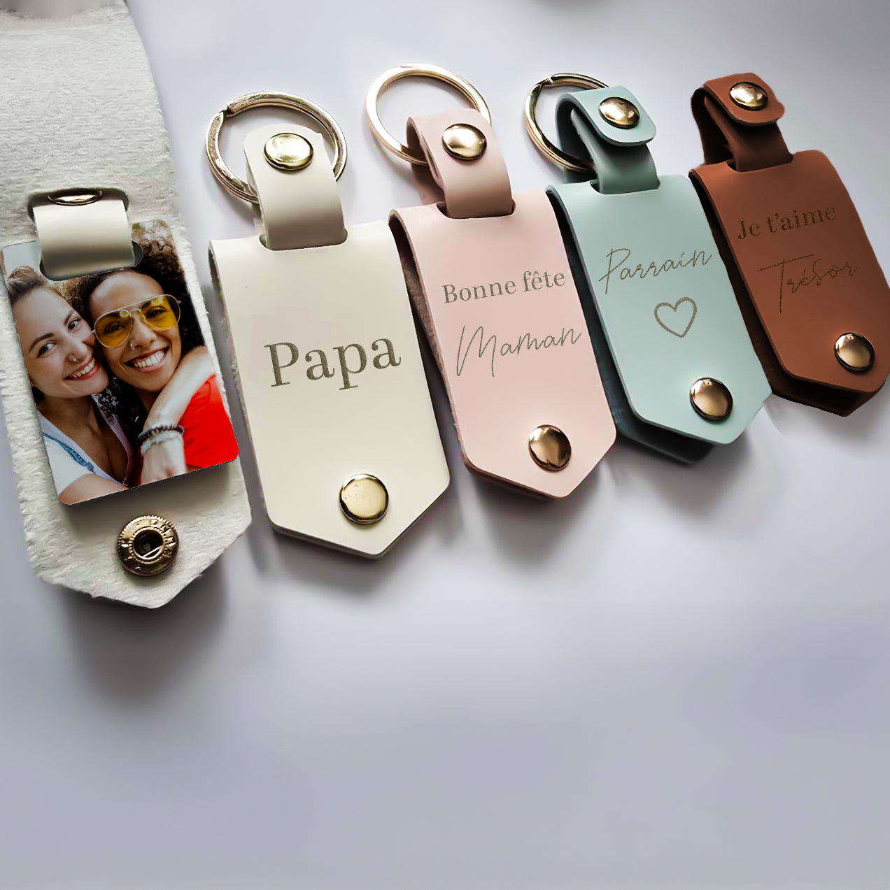 Collection de Porte-clés et Bijoux de Sac Personnalisés photos