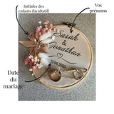 Porte alliances personnalisé fleurs séchées, prénoms des marié.e.s et dates du mariage, beige, rose, terracotta, vert d'eau