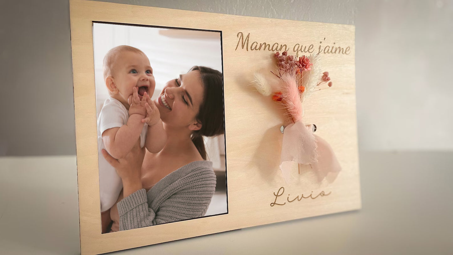 cadre photo bois et fleurs séchées personnalisé maman, mamie | cadeau maman, fête des mère, fête des grands mères