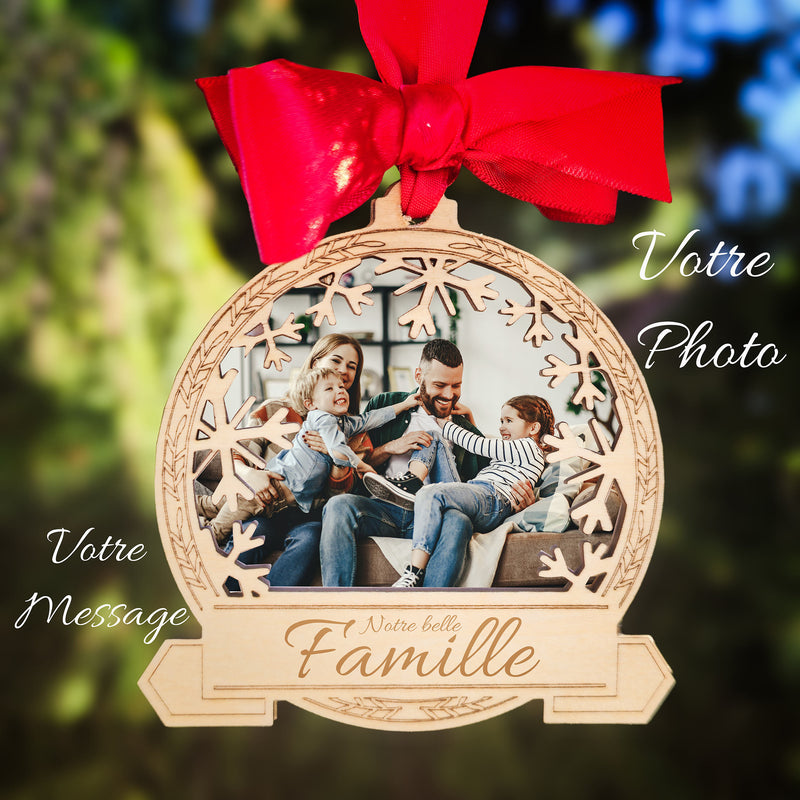 Boule de Noël en bois avec photo- Cadeau famille noël personnalisé, décoration de noël personnalisée